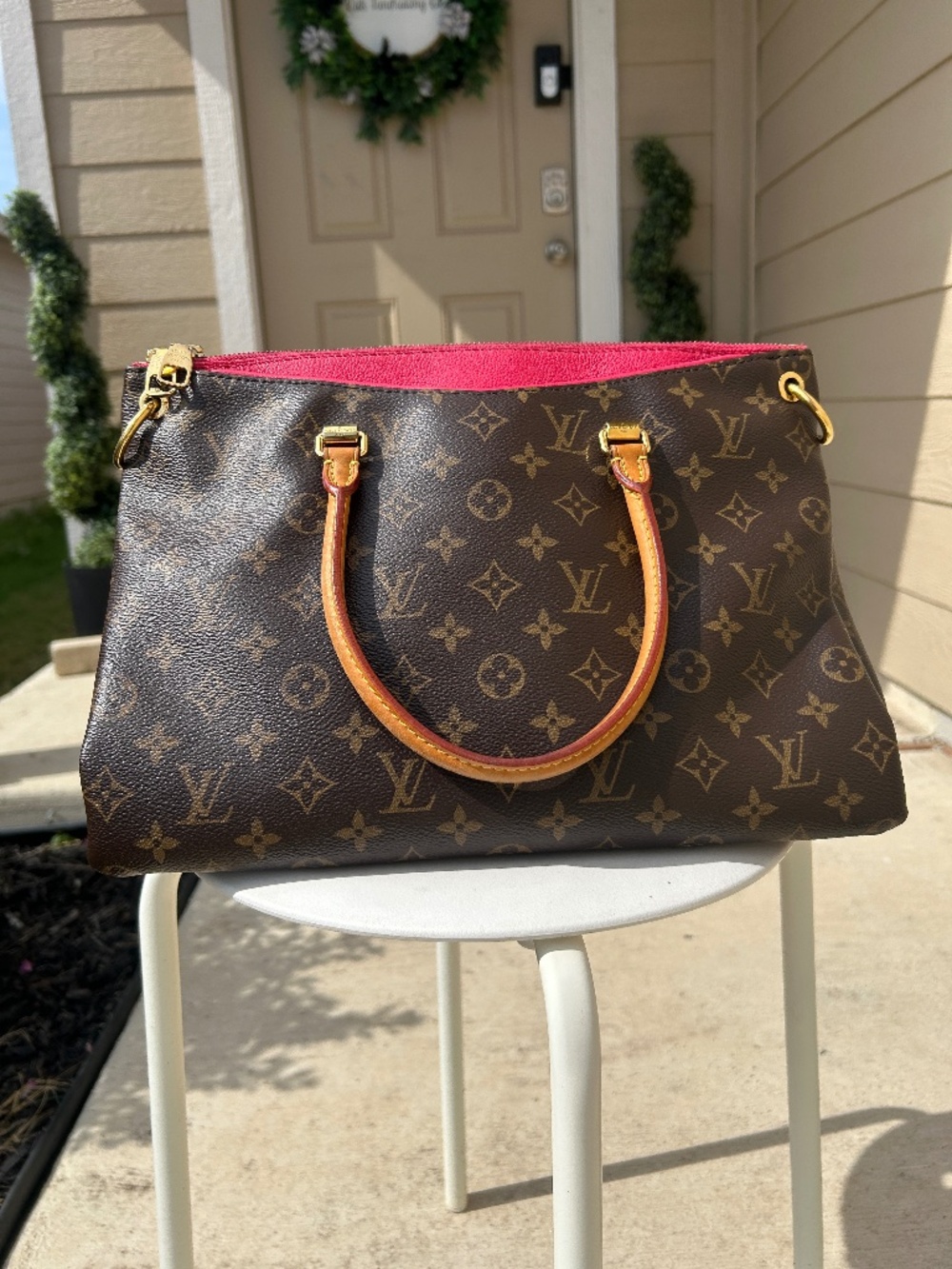 Louis Vuitton Pallas MM with Hot Pink/Dahlia Interior